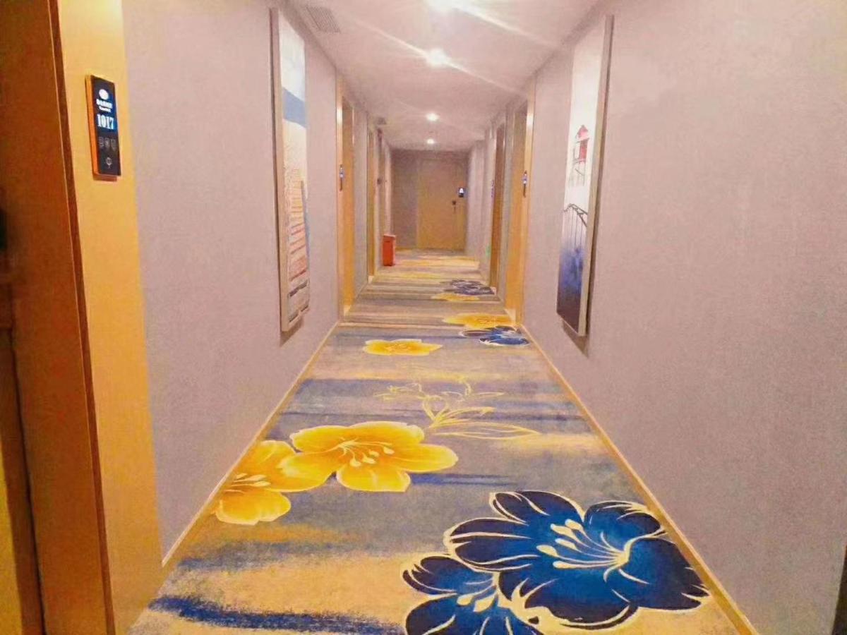 Vienna Hotel Zhongshan Xiaolan Exterior foto